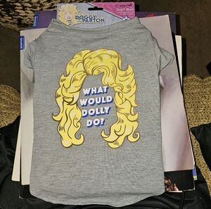 New. What Would Dolly Do Pet Shirt. Size Medium.
